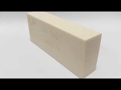 Бежевая полиуретановая смола плотностью 1,0, твердость 75-78D